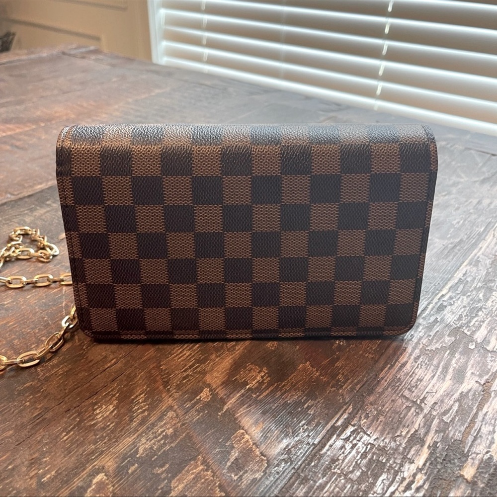 Daisy Rose Crossbody – Brown Checkered with Gold Detailing